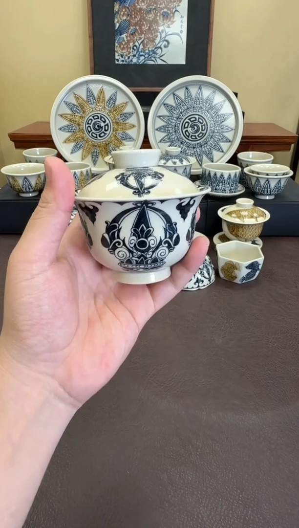 二号釉金刚杵元宝盖碗