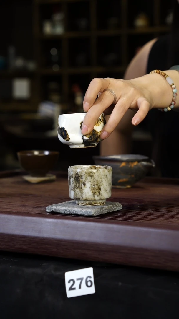 瓷片2个见山北野见山北野