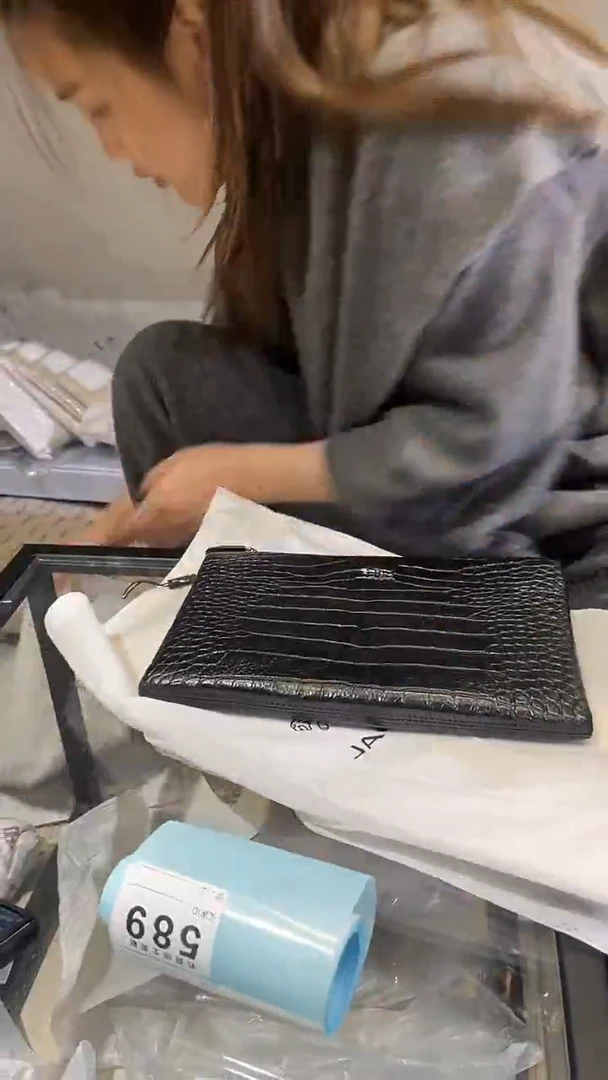 头层牛皮589品牌男包清货中（不要卡单，理性消费）