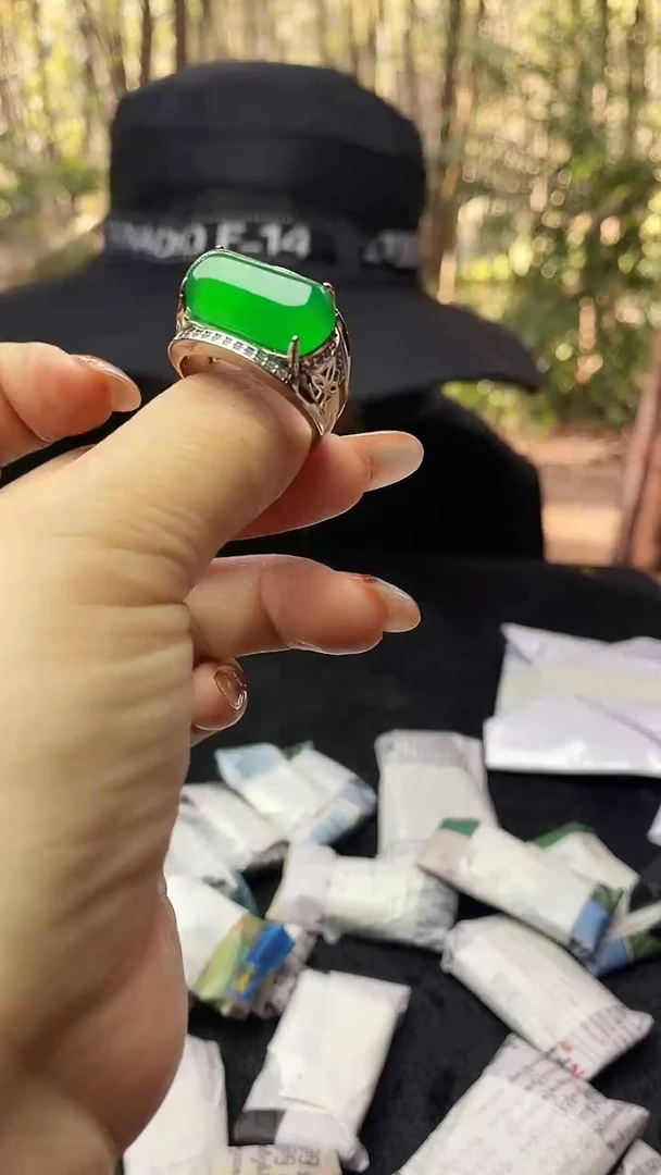 满色吊坠    所见即所得