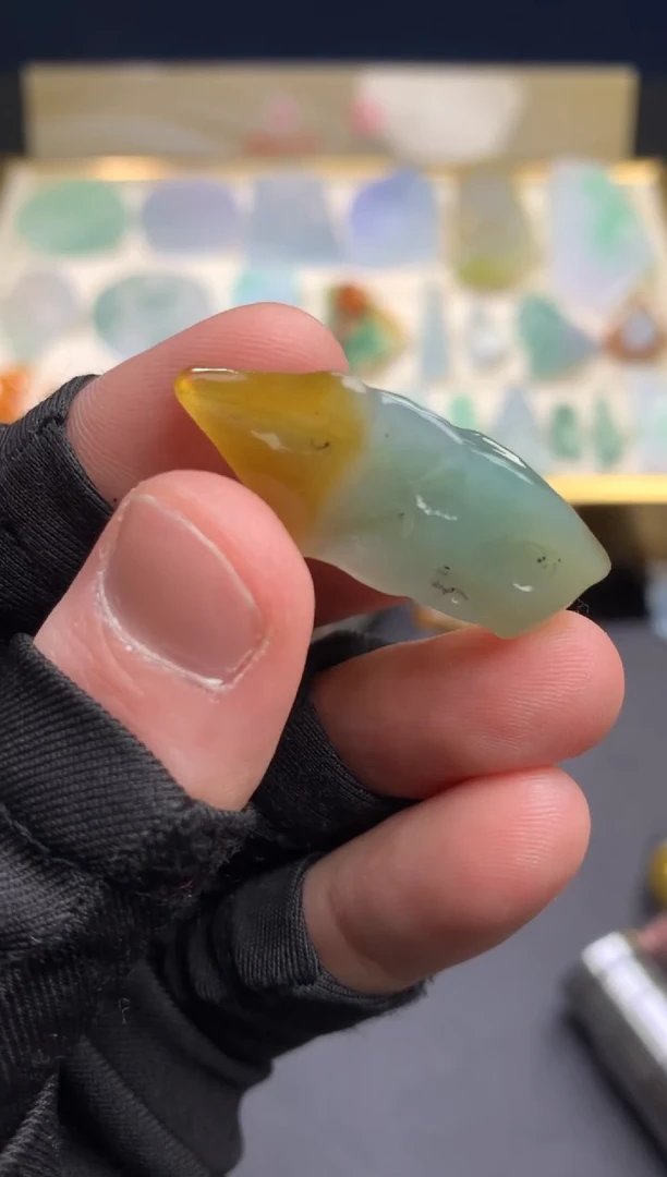 【闪购商品】定制翡翠未镶嵌