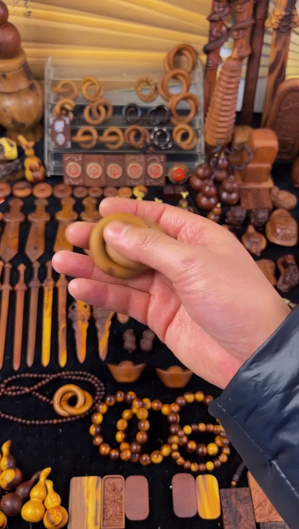 【闪购商品】枣木枣木小乾坤圈吊坠包邮到家