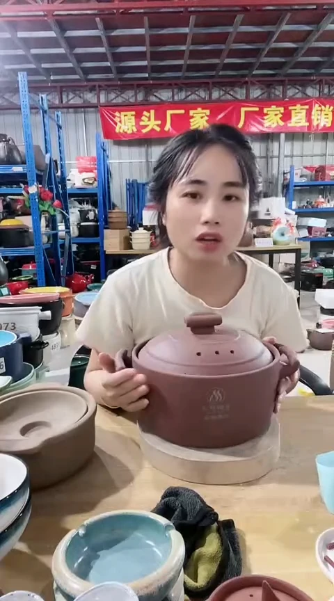 302瑕疵3.0原陶锅带盖