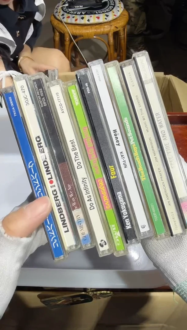 8新@****@ 000   中古商品，瑕疵品，不保好坏。