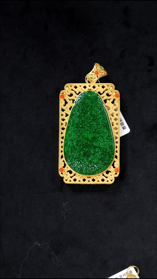 颈饰未镶嵌翡翠吊坠54