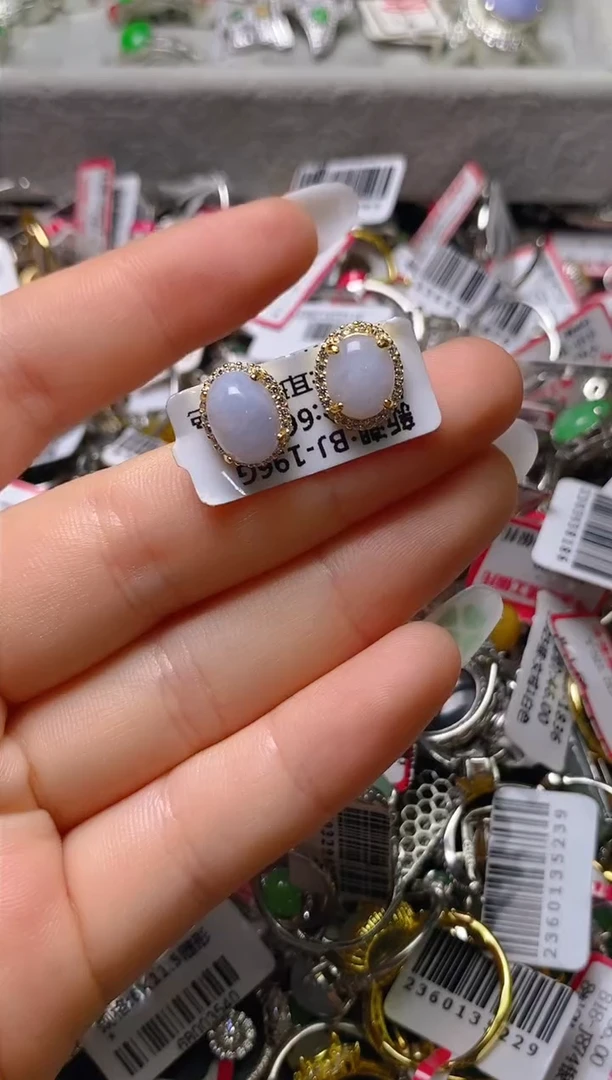 银S925镶嵌戒指翡翠百内无证书