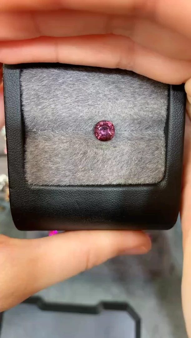 【闪购商品】定制尖晶石裸石未镶嵌圆切 蔷薇色调 1.24ct