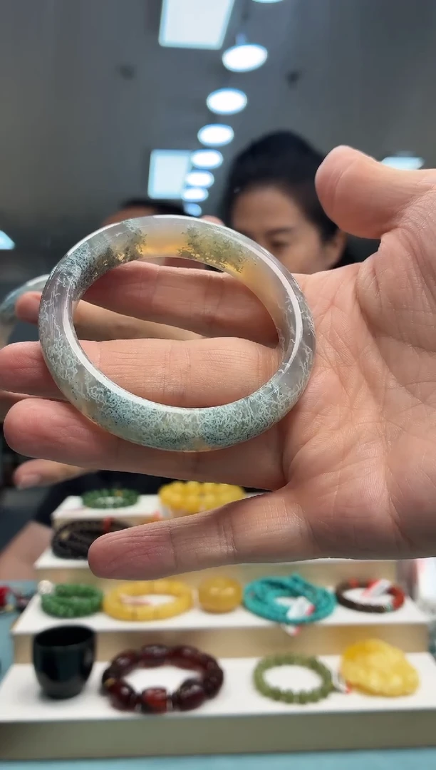 手镯玛瑙/玉髓未镶嵌手镯56