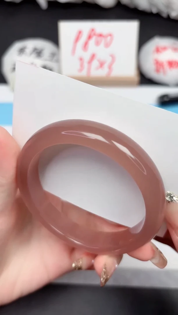 【闪购商品】石英质玉手镯未镶嵌93-58.4