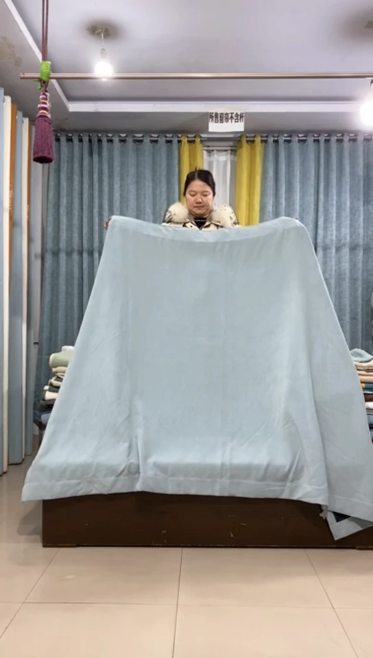 布成品窗帘     2.4*1.55