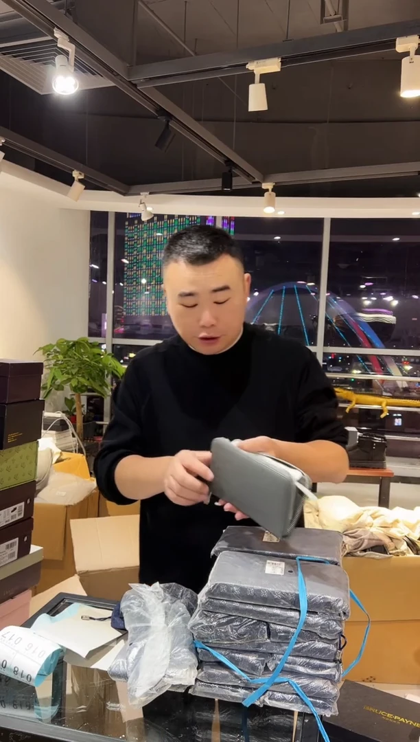 头层牛皮016品牌男包清货中（不要卡单，理性消费）