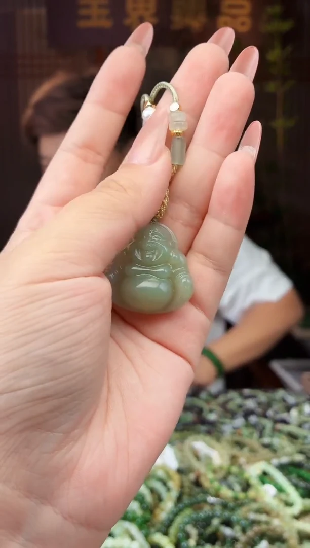 和田玉未镶嵌颈饰拍一发一