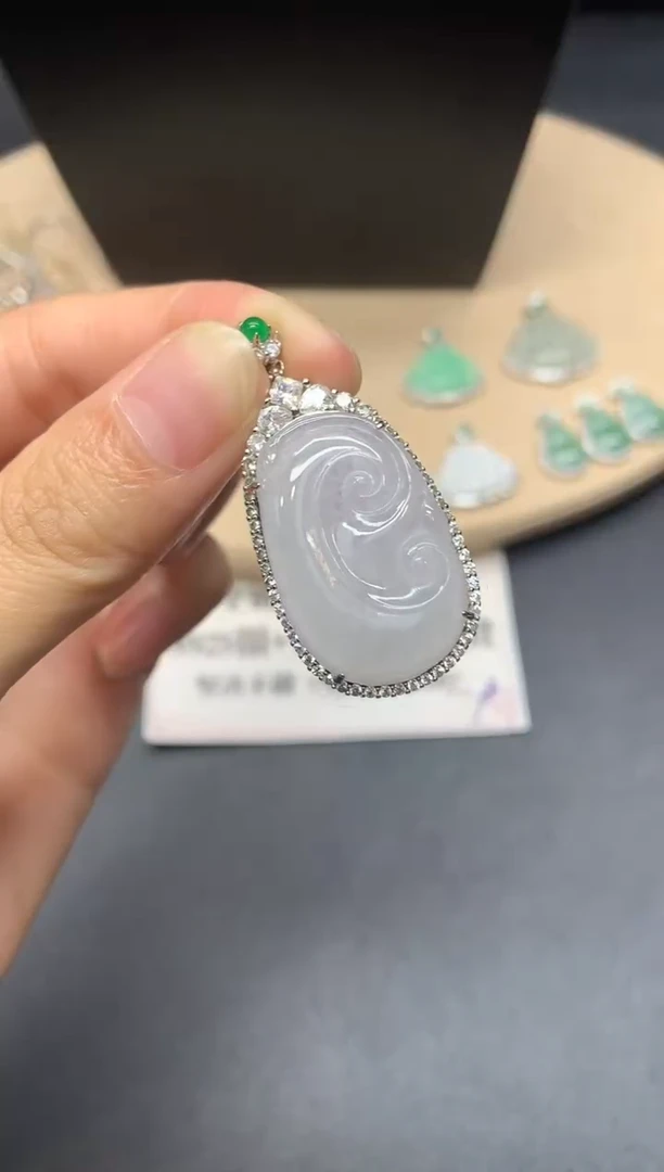 【闪购商品】翡翠吊坠(不含链)银S925镶嵌如意【多样性发其一】