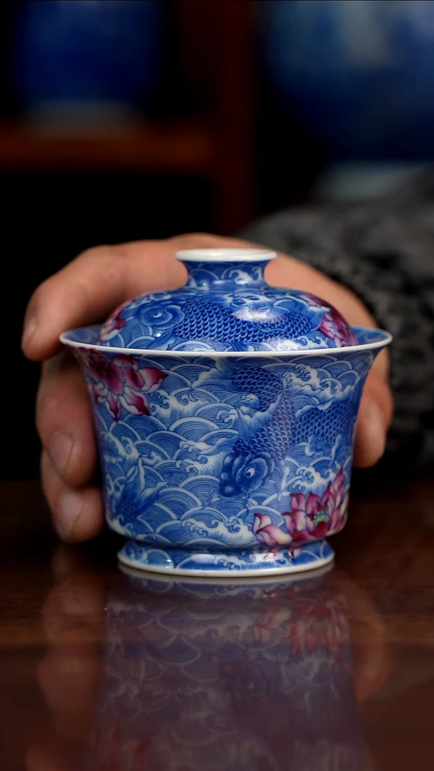 空山明月新派斗彩九鱼盖碗