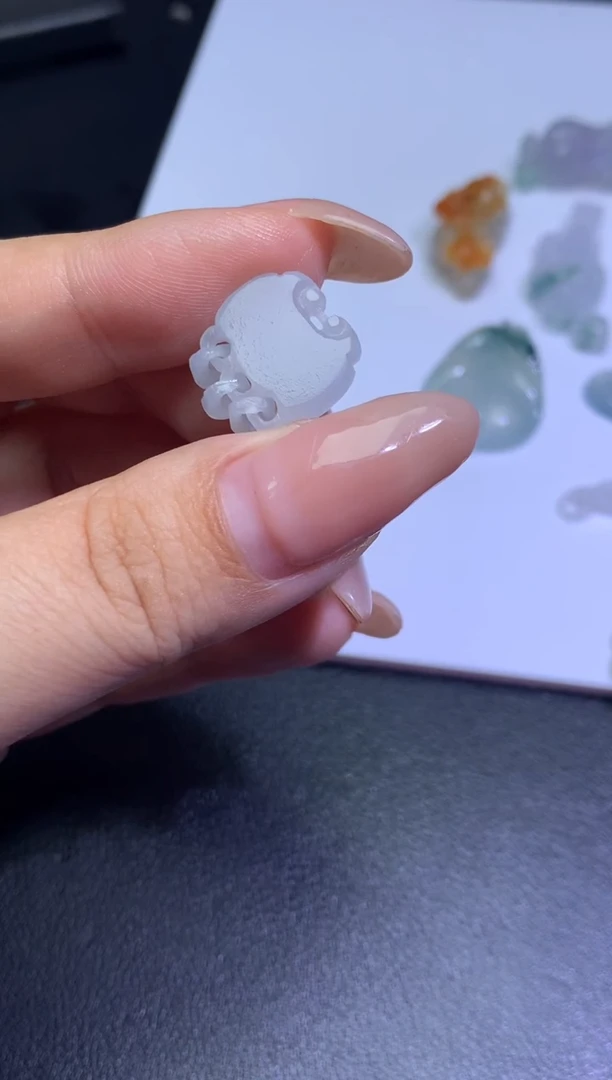未镶嵌定制翡翠毛货