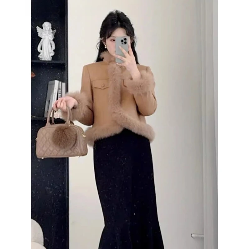 〈纪朵研〉1674保暖圆领厚款轻职风女纯色洋气冬季秋冬外套