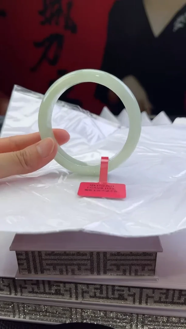 【闪购商品】翡翠手镯未镶嵌5翡翠手镯