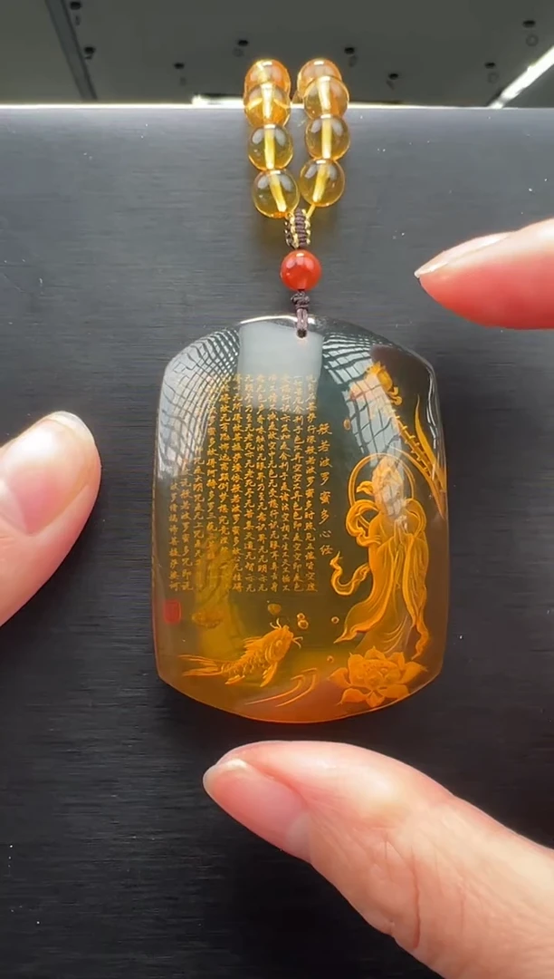 琥珀颈饰未镶嵌吊坠