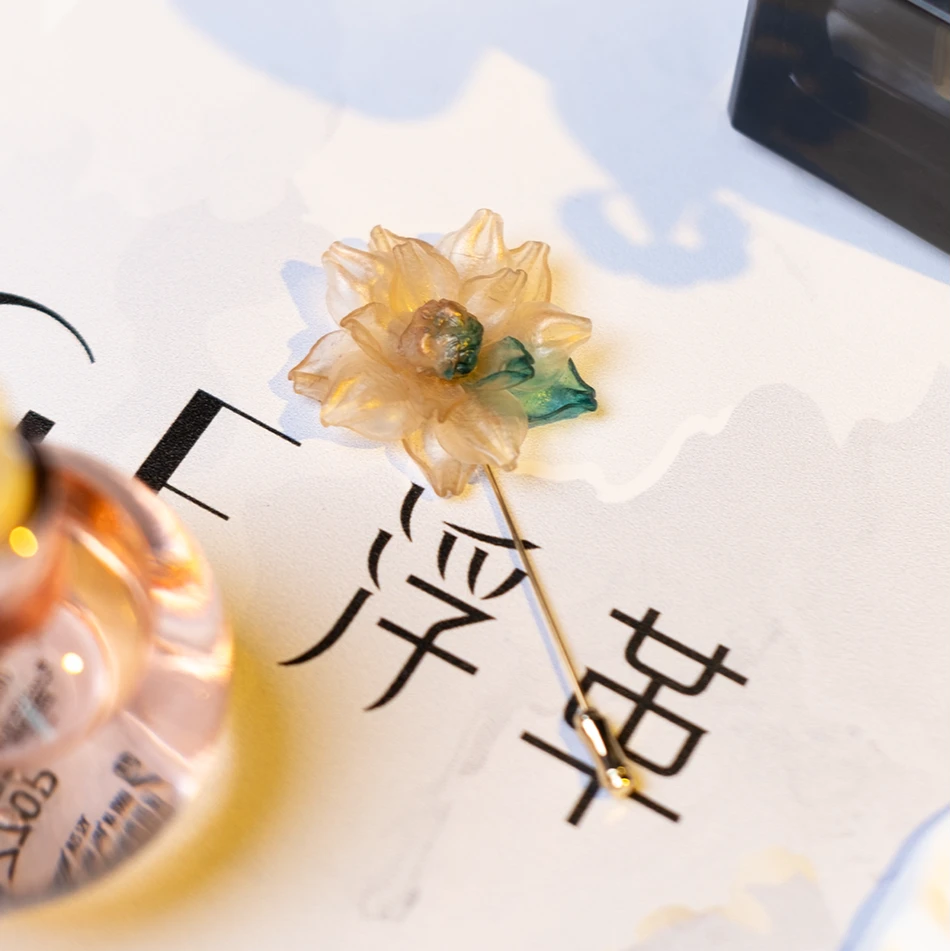 浮革 非金属皮质胸针 冰雪奇缘胸针非遗手工牛皮雕刻优雅胸针