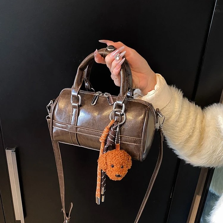 路夫人2号店单肩斜挎包包B002