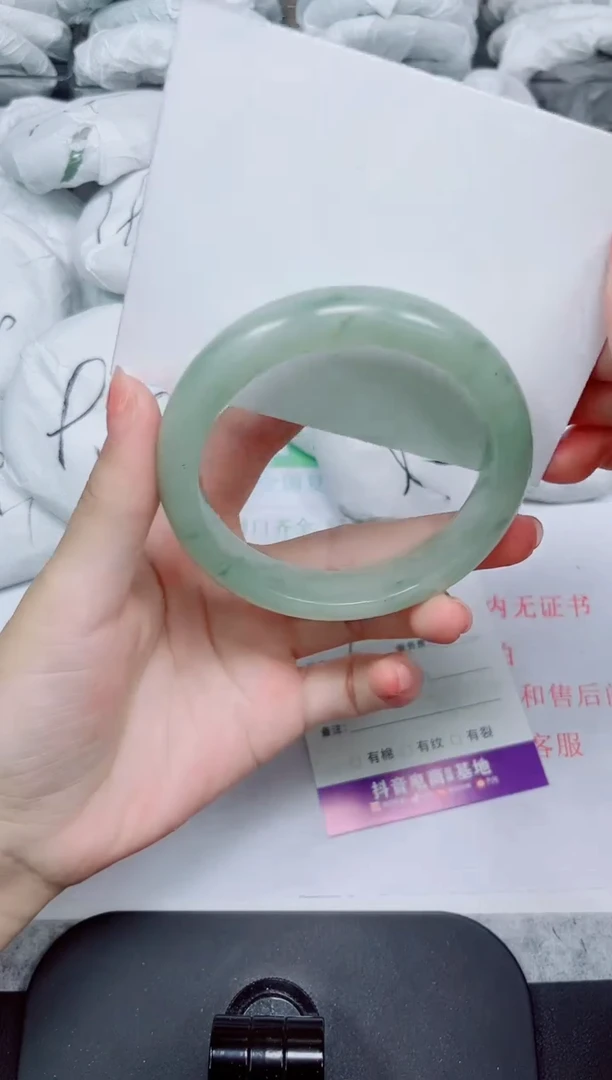 石英质玉手镯未镶嵌216-60