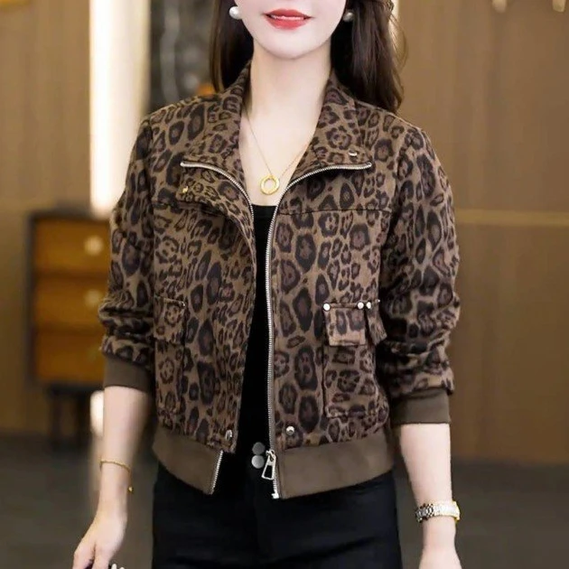 时尚豹纹短外套女2025秋季新款洋气显瘦休闲宽松小个子早秋穿搭