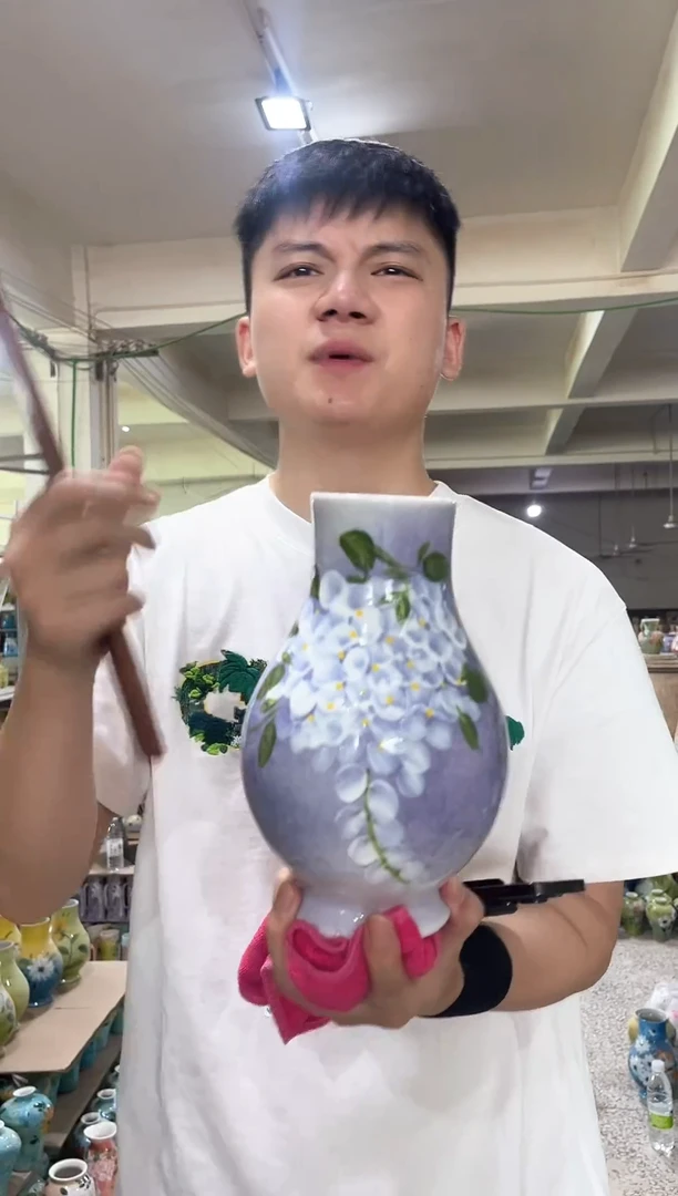 陶瓷24-30口径7高度23 1-2误差 无孔微瑕