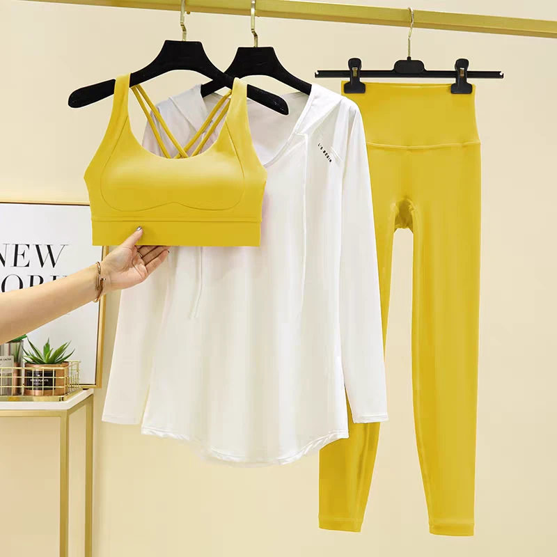 随机瑜伽用品一件