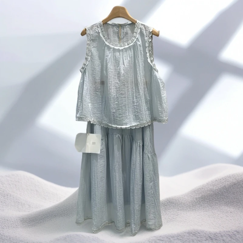 DIIIVERGOM日常花边领马甲上衣+花边腰弹力半身裙套装