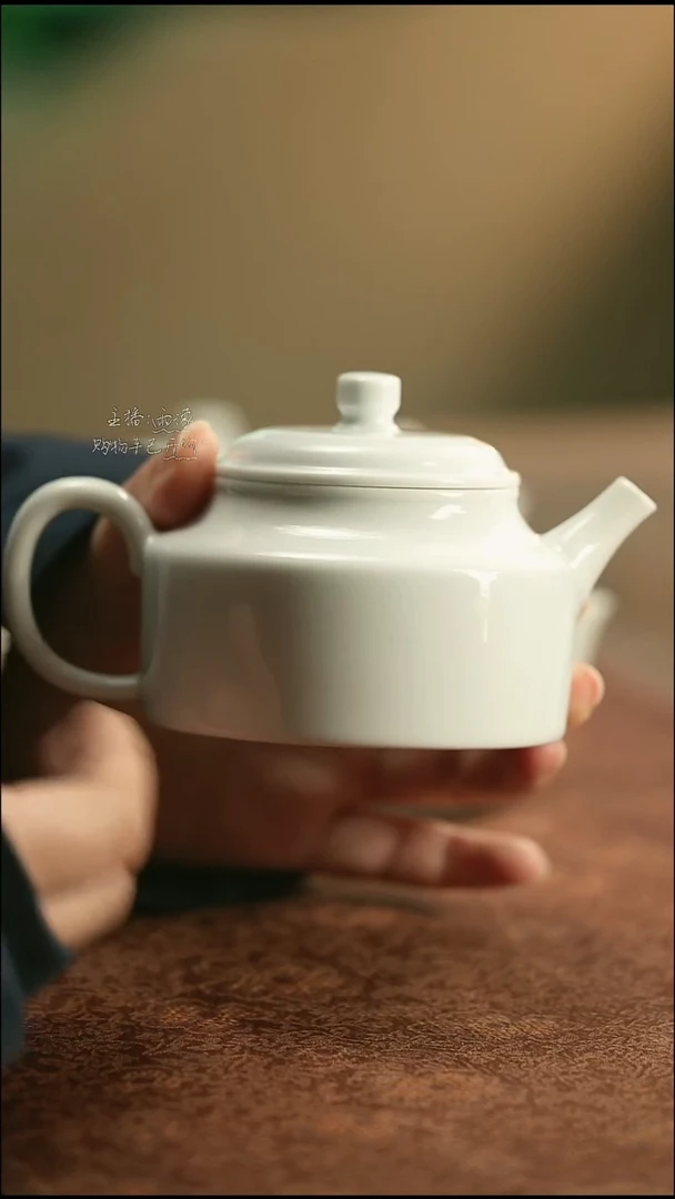 傅**昂三余与你官方旗舰店 德钟