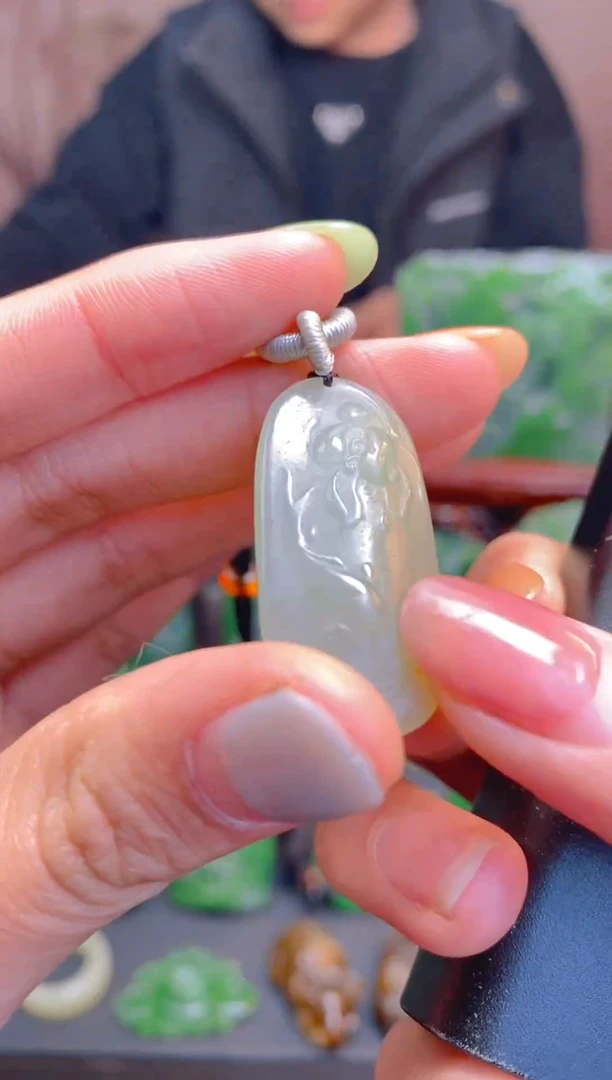 未镶嵌和田玉珠宝半成品1