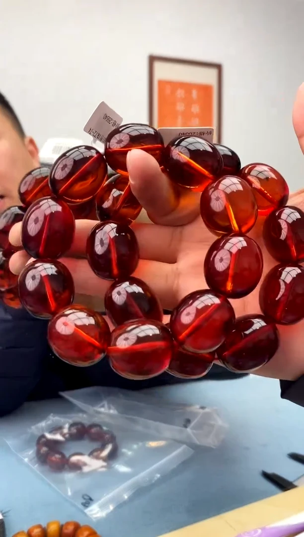 【闪购商品】琥珀珠宝奇石未镶嵌假一罚十，多样性发一件