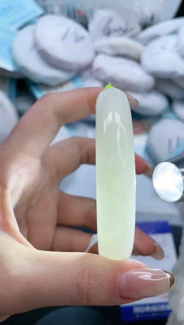 【闪购商品】和田玉手镯未镶嵌21V215-59