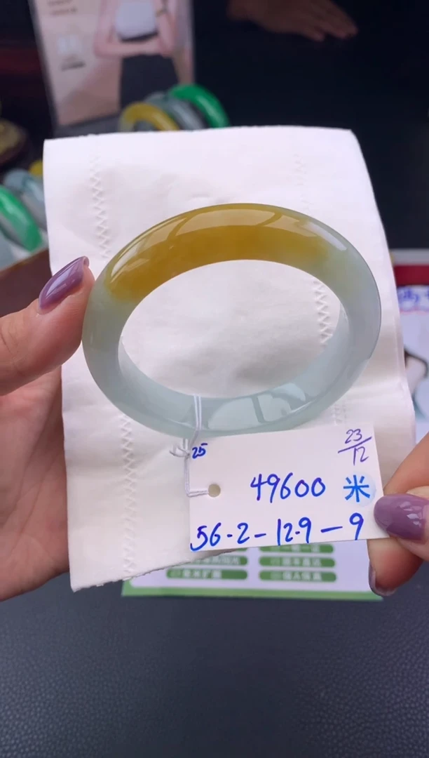 未镶嵌手镯翡翠假一赔三   手镯