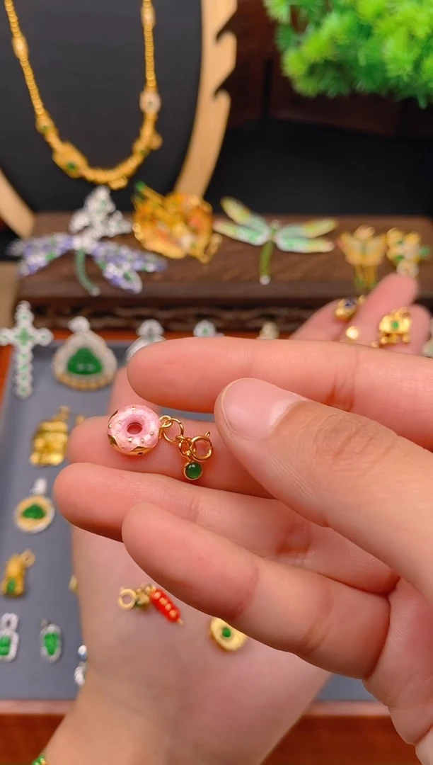 【闪购商品】翡翠吊坠(不含链)银S925镶嵌甜甜圈