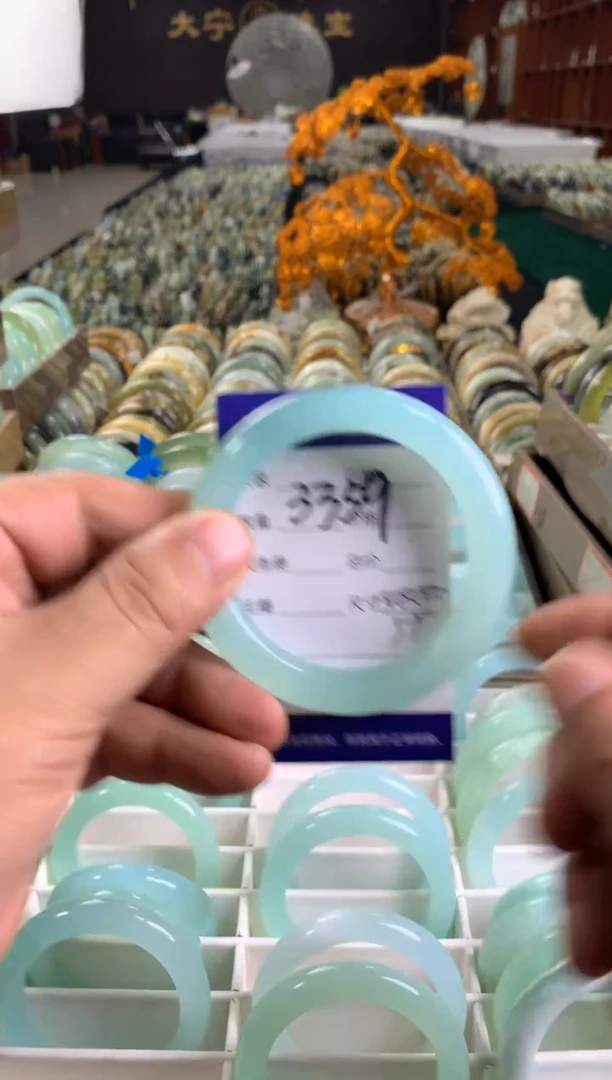 未镶嵌蛇纹石玉手镯3359