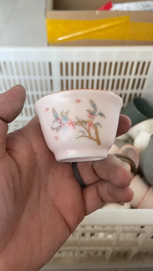 杯无运费险有瑕疵的摄影的产品有使用过的痕迹有点脏介意勿拍