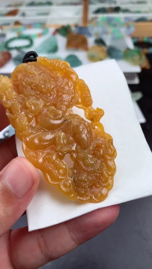 定制翡翠未镶嵌翡翠