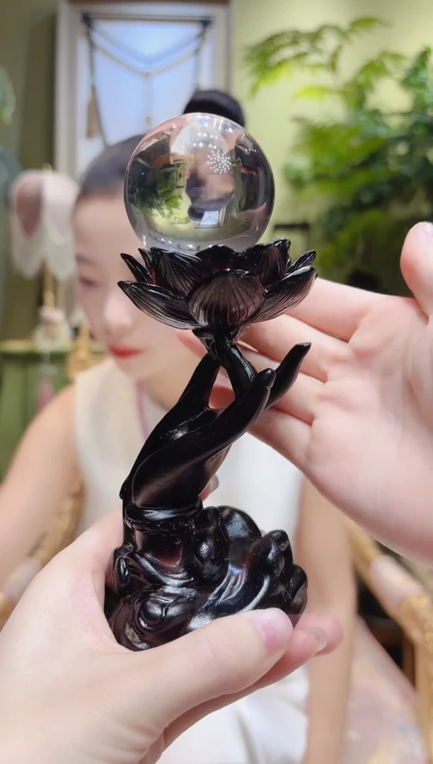 【闪购商品】水晶摆件未镶嵌白水晶球莲花摆件