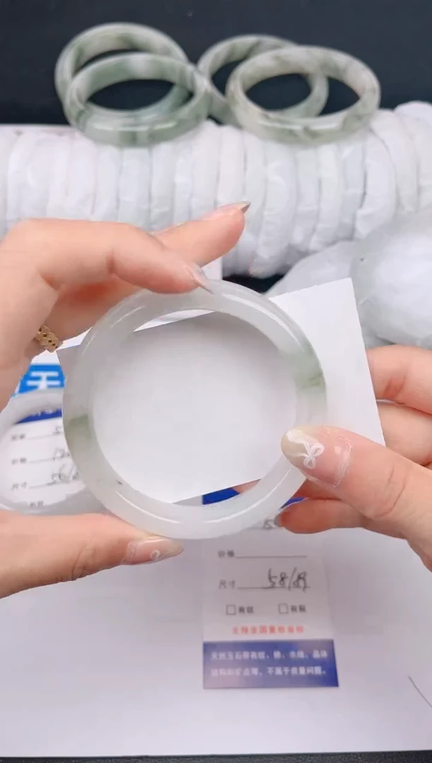 石英质玉手镯未镶嵌54-58/59