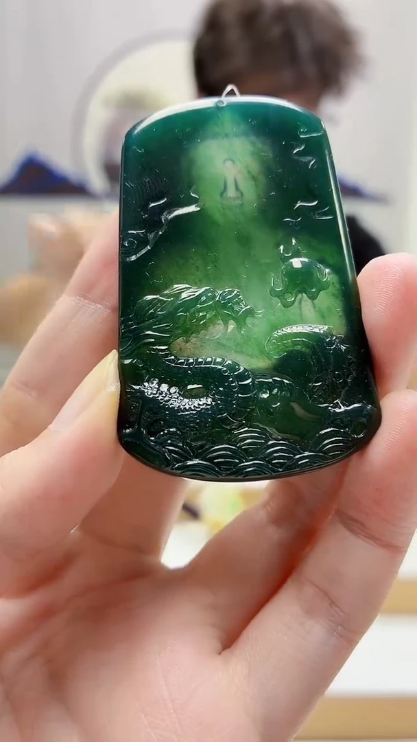 未镶嵌定制翡翠4688zm-毛货挂件山水110