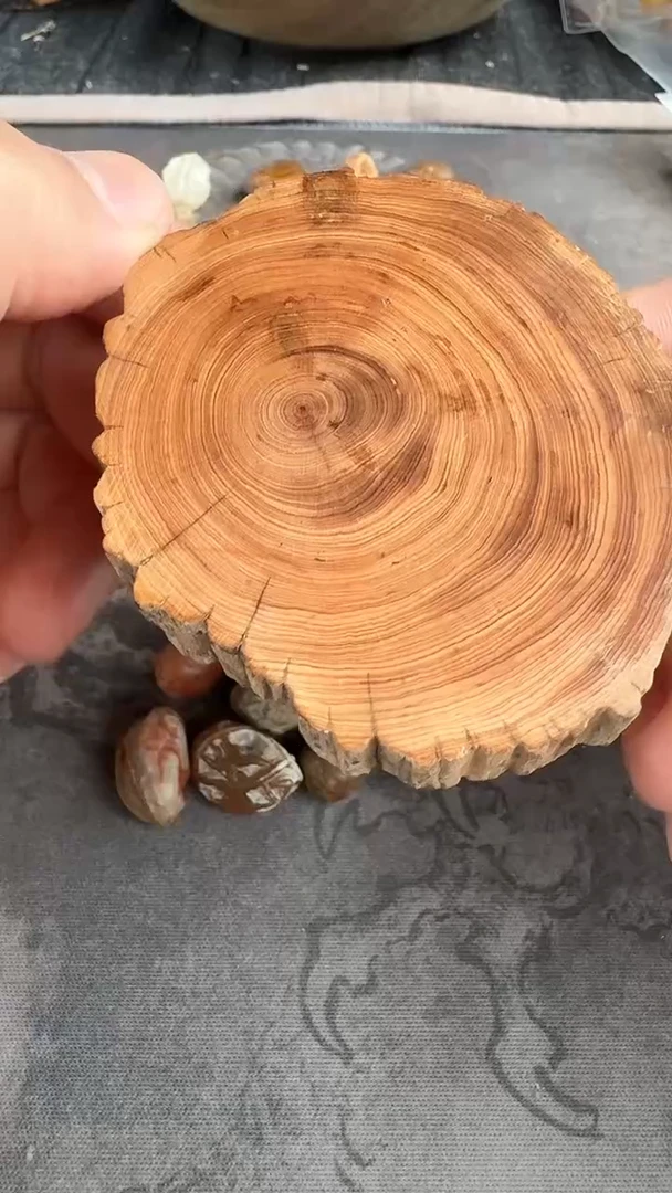 【闪购商品】柏木（崖柏）木雕169号陈化黑油单颗5颗