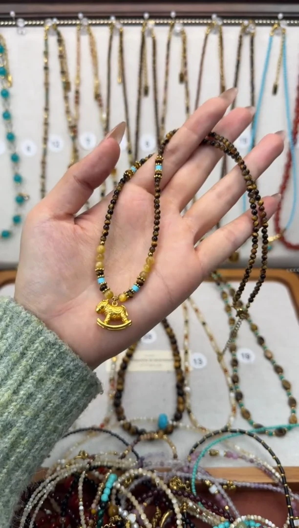 项链钛钢石英质玉小马
