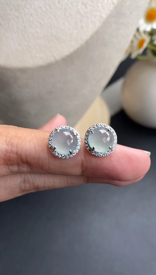 颈饰银S925镶嵌翡翠冰种蛋面