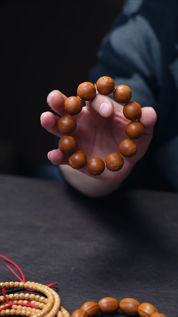 【闪购商品】橄榄核手串/手链正圆和气生财