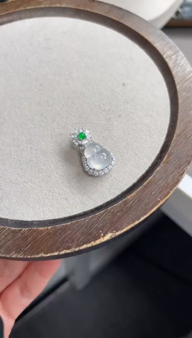 颈饰银S925镶嵌翡翠1