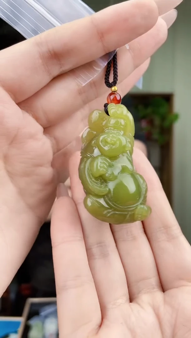 和田玉未镶嵌挂件拍一发一，多样性发货！