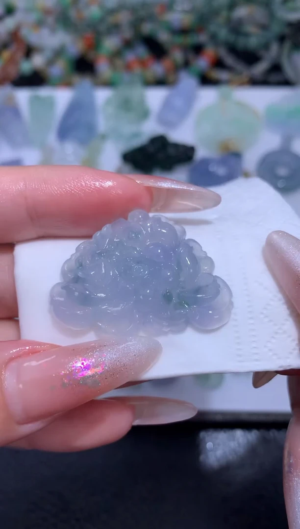 未镶嵌定制翡翠莲花