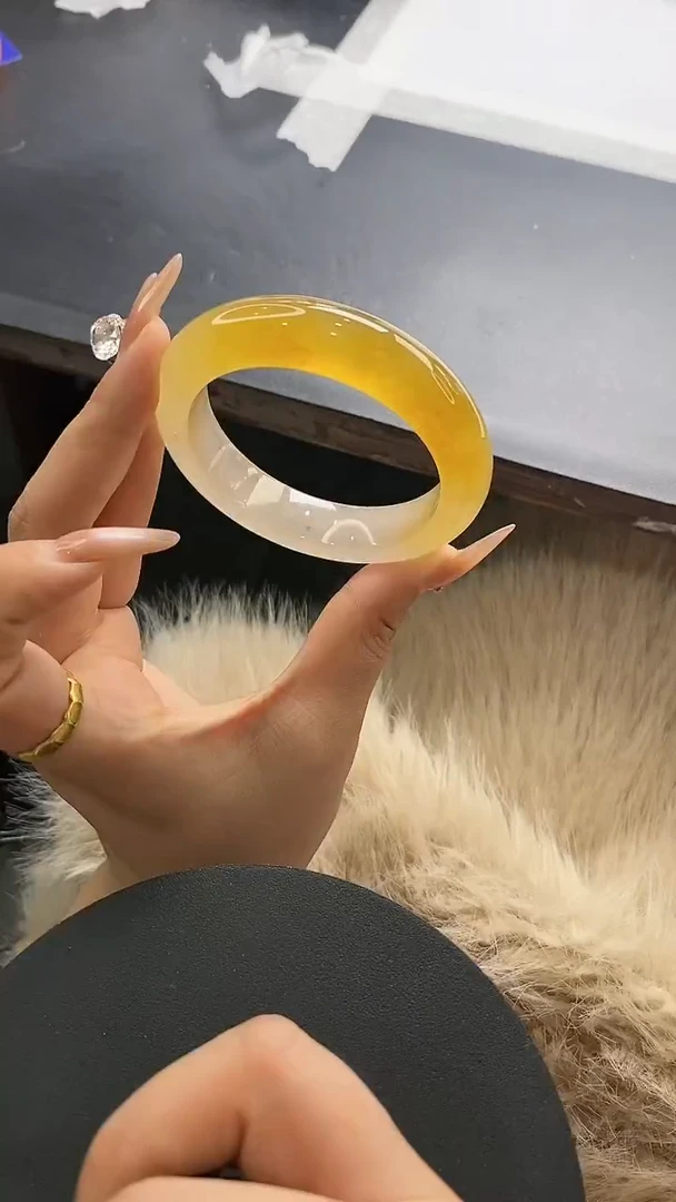 未镶嵌手镯石英质玉w224-HB53+