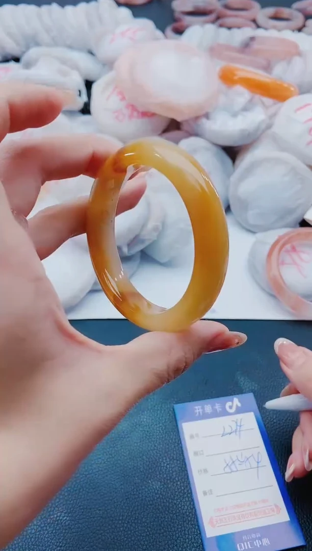未镶嵌手镯石英质玉L274-54-55